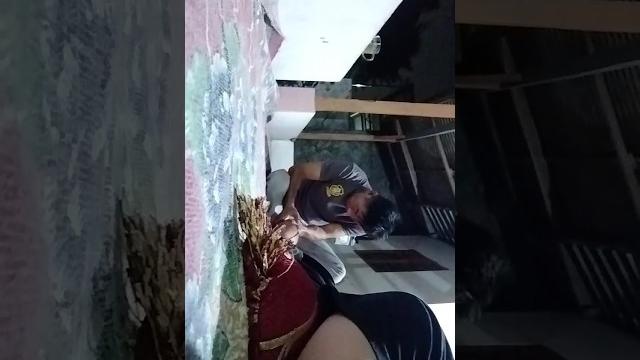 Badan pegal2 di pijat mbah dedi Badan pegal2 di pijat mbah dedi