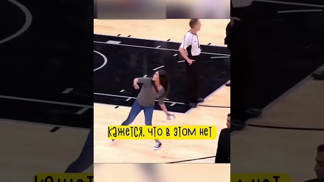 У этой девушки невероятный талант У этой девушки невероятный талант