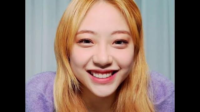 Cignature jeewon saying "will you marry me?" Cignature jeewon saying "will you marry me?"