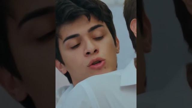 Kaya'nın gülce'ye can borcu var! | dönence #shorts Kaya'nın gülce'ye can borcu var! | dönence #shorts