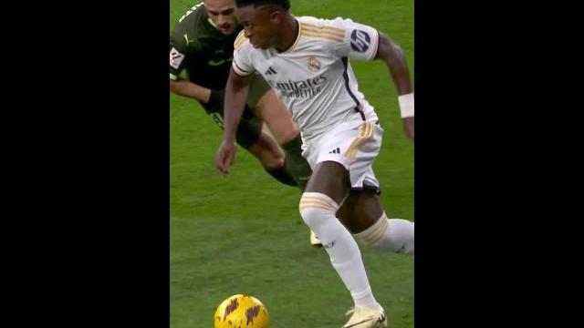 Insane vini #skills #realmadrid Insane vini #skills #realmadrid