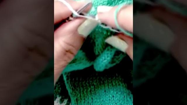 Cómo tejer llevando dos colores Cómo tejer llevando dos colores