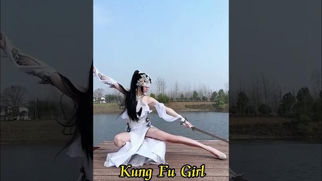 Kung fu girl, are you afraid? #kungfu Kung fu girl, are you afraid? #kungfu