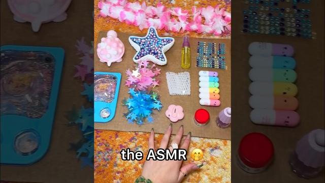 Making a diy fidget board! *highly satisfying asmr* Making a diy fidget board! *highly satisfying asmr*