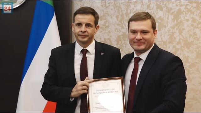 Масштабно, ярко и патриотично: итоги празднования дня победы подвели в правительстве хакасии Масштабно, ярко и патриотично: итоги празднования дня победы подвели в правительстве хакасии