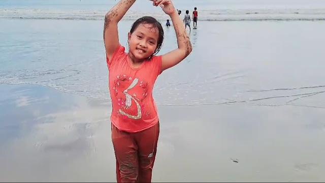 Ipeh....@gemah beach tulungagung Ipeh....@gemah beach tulungagung