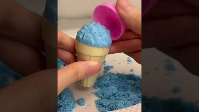 Bikin es krim dari pasir ⁉️ Bikin es krim dari pasir ⁉️