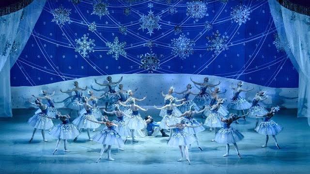 Вальс снежинок. щелкунчик | пермский театр оперы и балета Вальс снежинок. щелкунчик | пермский театр оперы и балета