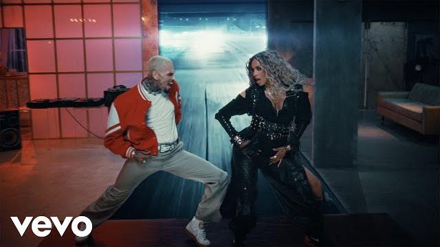 Ciara, chris brown - how we roll (official music video) Ciara, chris brown - how we roll (official music video)