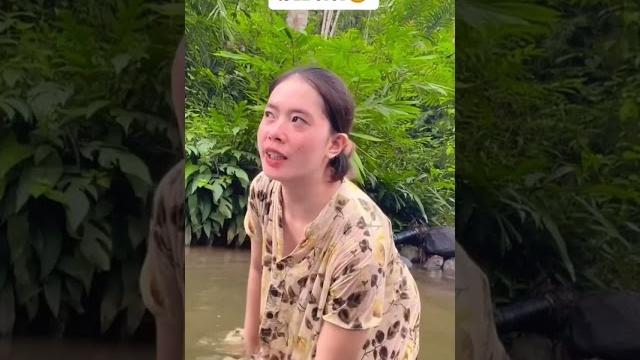 Lain kali jangan begitu ya #comedyvideos #mancing #tante Lain kali jangan begitu ya #comedyvideos #mancing #tante