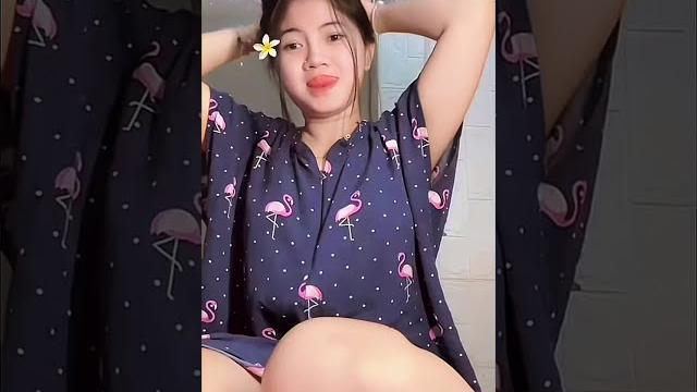 Risti live tiktok pake daster bonus logo segitiga Risti live tiktok pake daster bonus logo segitiga