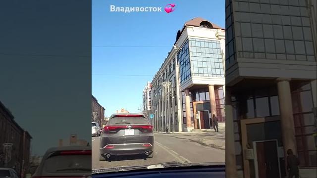 Океанский проспект. до покровского парка имеет одностороннее движение #владивосток #приморье 15.01 Океанский проспект. до покровского парка имеет одностороннее движение #владивосток #приморье 15.01