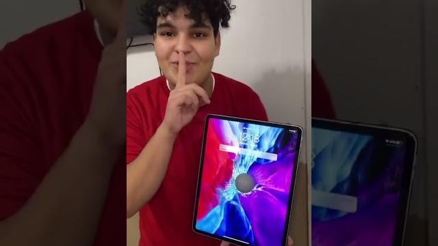 Broken ipad prank #shorts Broken ipad prank #shorts