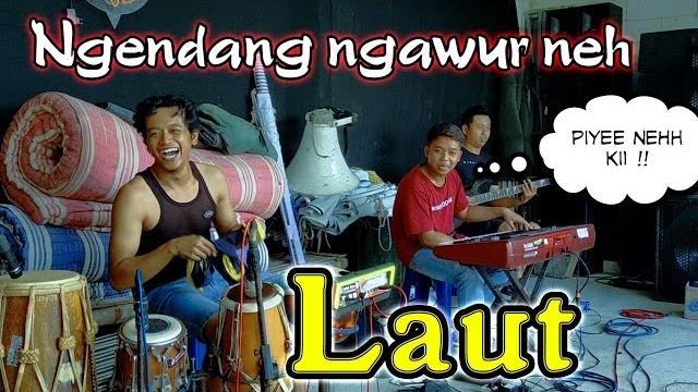 Sesi tabuhan di studio yj record.. cak yayan ngawur main kendangnya, bikin emosi yang lihat Sesi tabuhan di studio yj record.. cak yayan ngawur main kendangnya, bikin emosi yang lihat