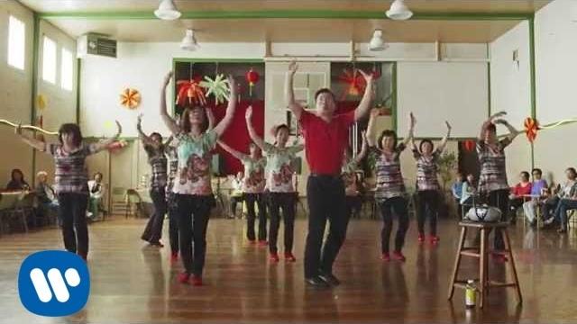 Blur - lonesome street (official music video) Blur - lonesome street (official music video)
