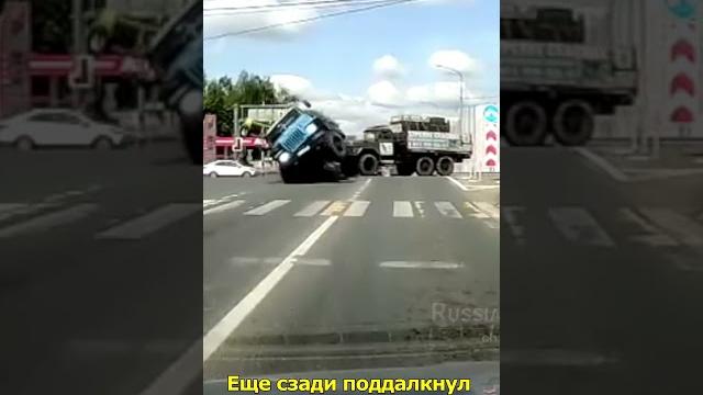 Навели шуму в городе... #автохам #shorts Навели шуму в городе... #автохам #shorts