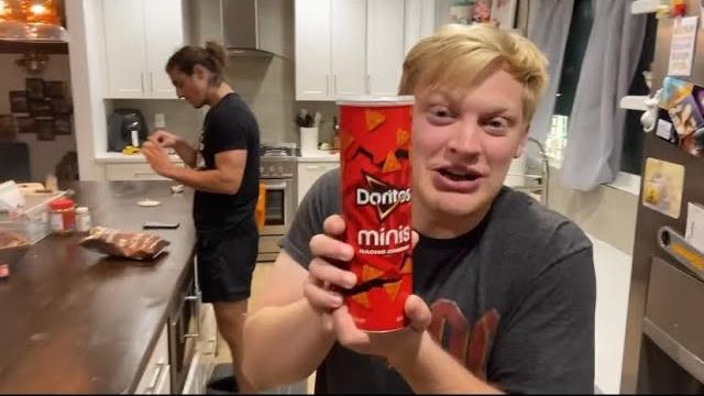 Doritos mini prank on girlfriend goes terribly wrong Doritos mini prank on girlfriend goes terribly wrong
