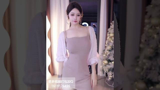 快手 抖音女主播 零崽 分叉裙 闪现 走光 骚舞 快手 抖音女主播 零崽 分叉裙 闪现 走光 骚舞