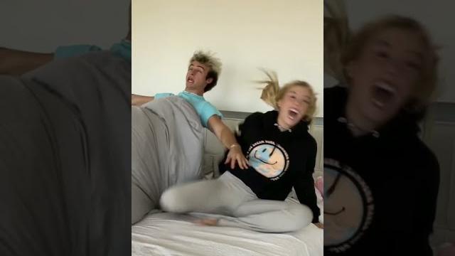 Fake possessed prank on my girlfriend - #shorts Fake possessed prank on my girlfriend - #shorts