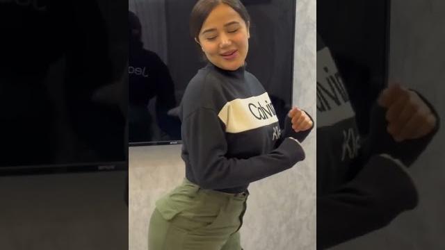 Melek azad Melek azad